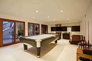 Experienced pool table movers in Bellevue content image1